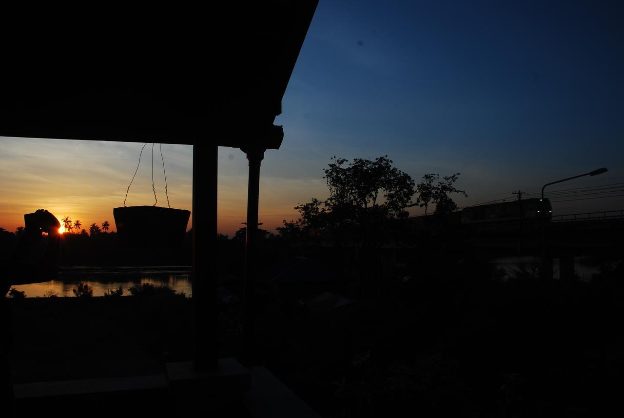 The Brown House Hotel Chachoengsao Ngoại thất bức ảnh