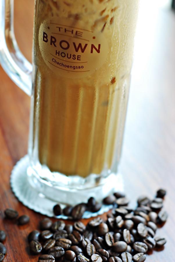 The Brown House Hotel Chachoengsao Ngoại thất bức ảnh